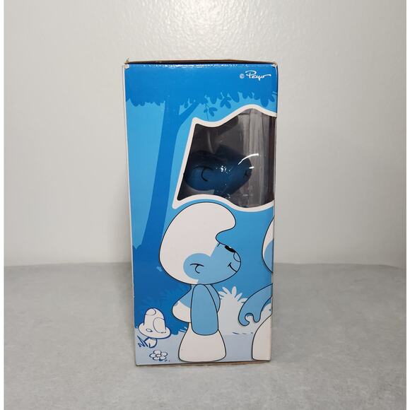 Jakks Pacific The Smurfs Vanity Smurf 6.5" Vinyl Figure 2009 Open Box - Picture 4 of 8